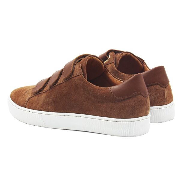 Baskets en daim
