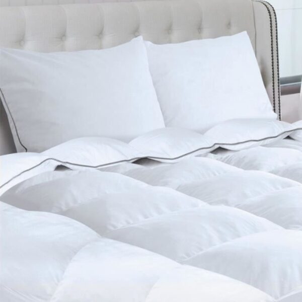 Couette en plumes 2 places